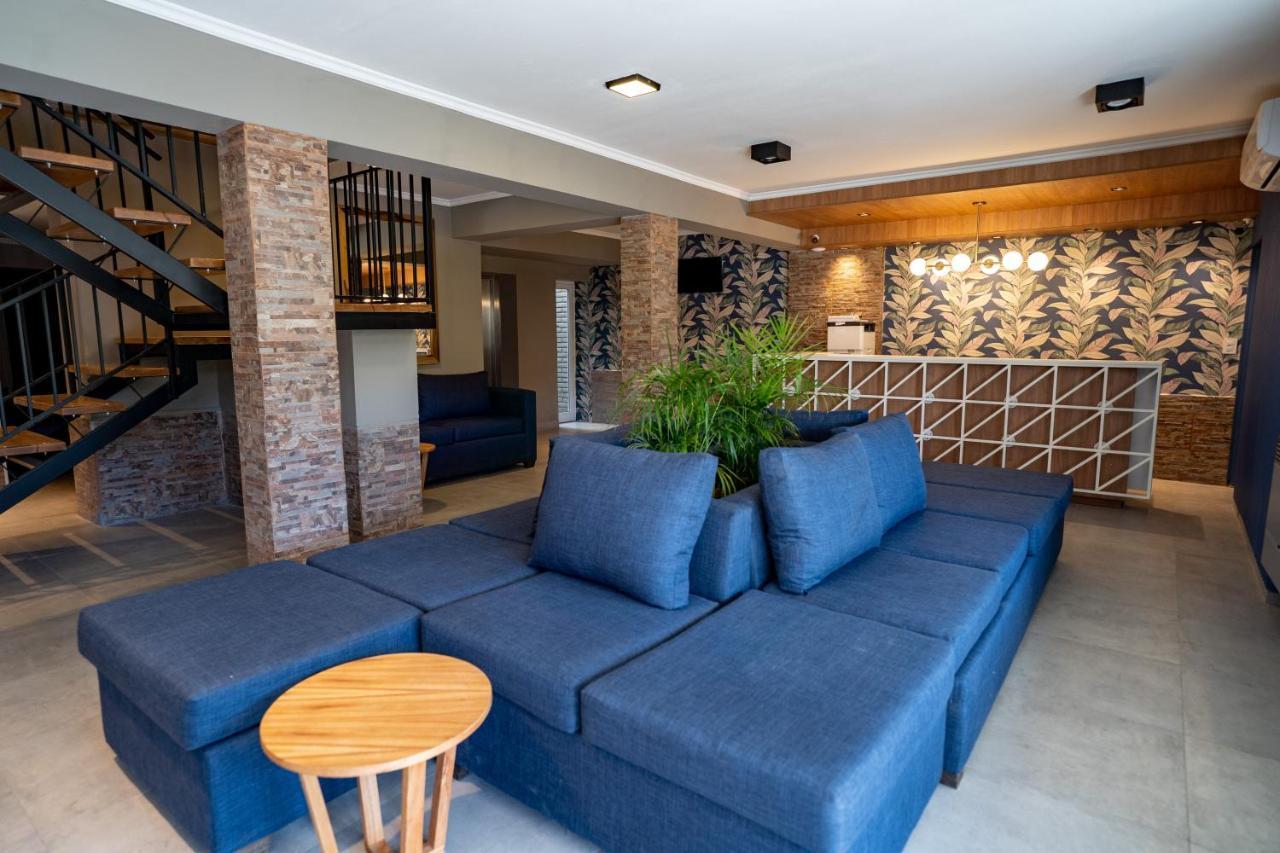 Nuevo Centro Hotel Вилья-Карлос-Пас Экстерьер фото